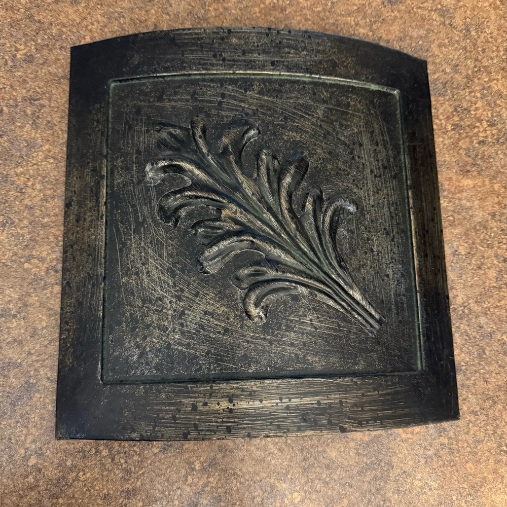 Decorative Black Metal Wall Plaque
